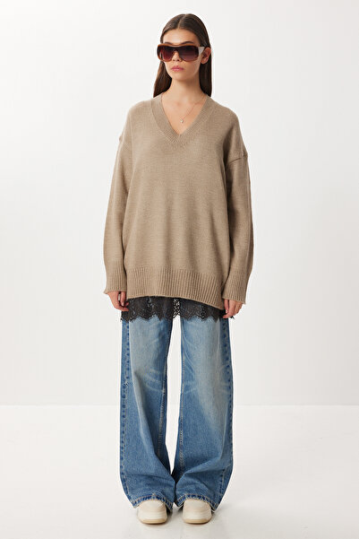 Lovelyİstanbul قصة فضفاضة سترة تريكو ناعمة برقبة على شكل حرف V LCI0056 MINK