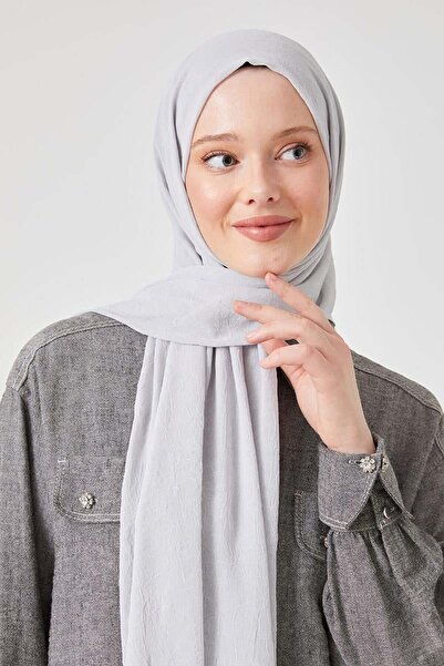 Levidor Silver frozen shawl