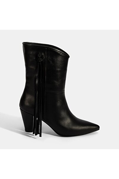 Desa Women's Black Tassel Detailed Heeled Leather Boots