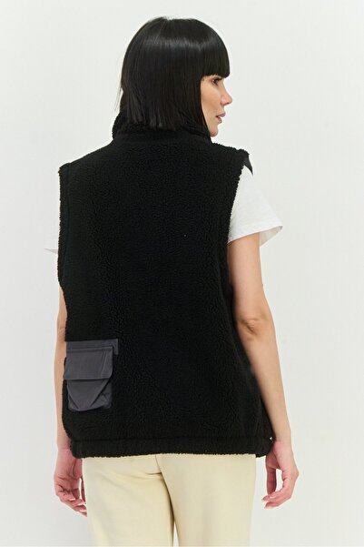 adidas Women Sportswear Fit Outdoor Vest Jacket, Dark Grey