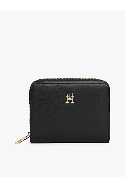 Tommy Hilfiger Hilfiger Icon Zip-Around Flap Wallet