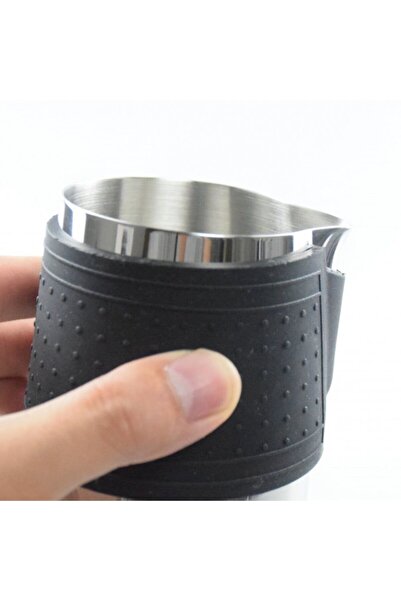 cc bin shihon 600ml milk pitcher for preparing coffee, lattes, and cappuccinos. Coffee milk frother. Stainless steel.