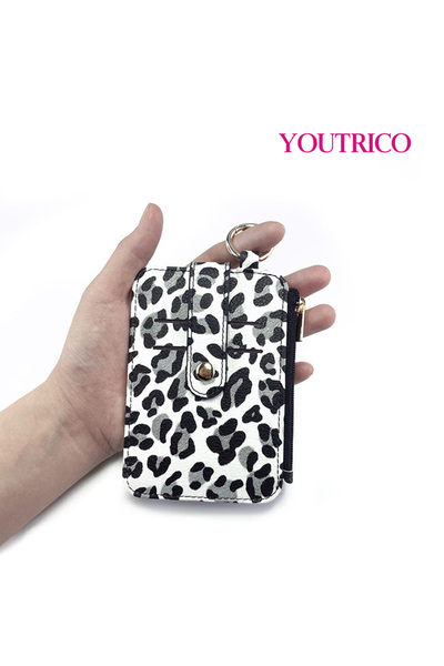 Youtrico Minimal Wallet with Keychain and Card Holder Detail