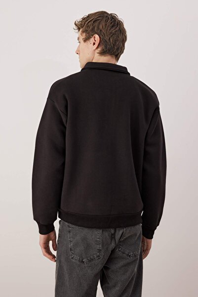 Trendyol Collection Black New Oversize/Loose Fit Soft Quality Fleece Inside Polo Neck Sweatshirt Tmnaw26Sw00004