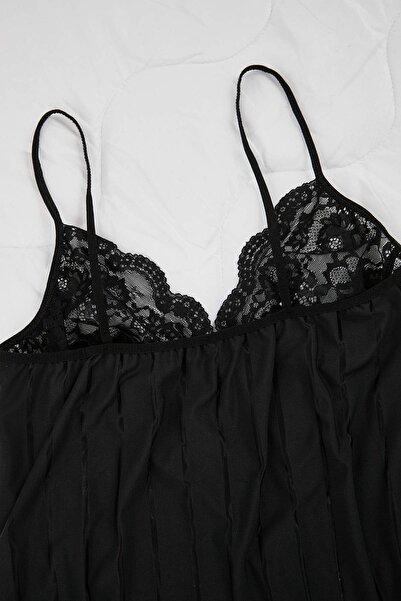 Trendyol Curve Μαύρο χωρίς καπάκια με δαντέλα/ελαστικό ύφασμα φανταχτερό μεγάλο μέγεθος Babydoll TBBAW26DH00004