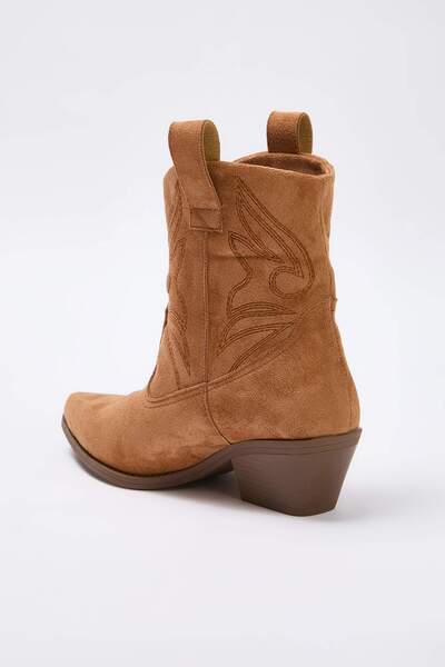 TRENDYOL SHOES Γυναικείες μπότες Tan Suede Cowboy TAKAW26BO00066