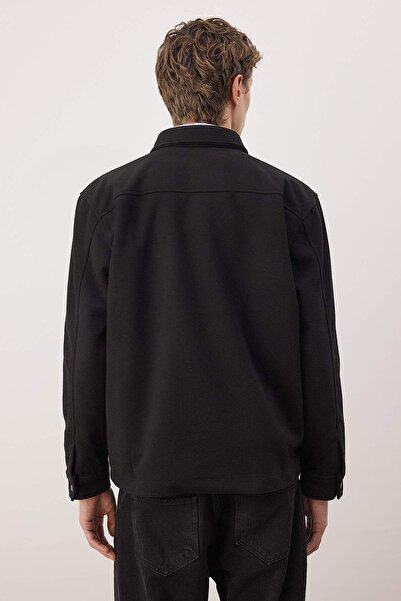 Trendyol Collection Μαύρο Regular Fit Χειμερινό Ανδρικό Πουκάμισο Μπουφάν TMNAW26GO00000