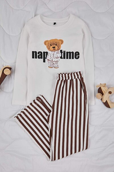 TRENDYOLKIDS Beigefarbenes Unisex-Kinder-Pyjama-Set aus 100 % Baumwolle mit bedrucktem, normal gestricktem Pyjama-Set TKDAW26PT00001