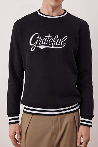 Trendyol Collection Black Regular/Normal Cut Knitwear Banded Embroidered Sweatshirt Tmnaw26Sw00066