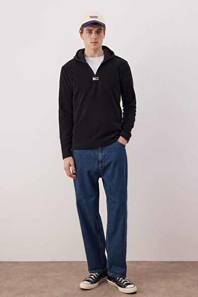 Trendyol Collection Black Slim/Fitted Polar Zippered Hooded Sweatshirt Tmnaw26Sw00064