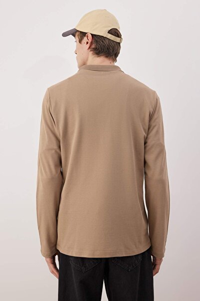 Trendyol Collection Μπλουζάκι με λαιμόκοψη πόλο με κέντημα αλόγου, 100% βαμβάκι, λεπτή εφαρμογή, μακρυμάνικο TMNAW25PO00000