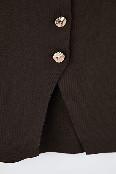 Trendyol Curve Dark Brown Gold Button Detailed Knitwear Vest Tbbss25Bh00015