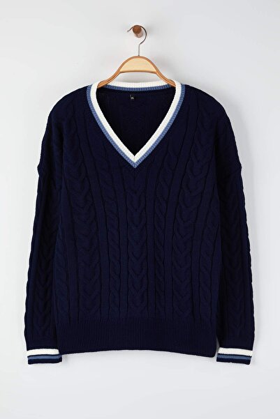 Trendyol Curve Navy Blue Hair Braided College Themed Hair Braid Knitwear Sweater Tbbaw26An00053