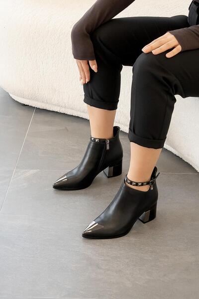 KRISTE BELL ÖZEL SERİ BİLEK KAPSÜL DETAYLI KADIN BOT 223 KB0 0050 CİLT SİYAH