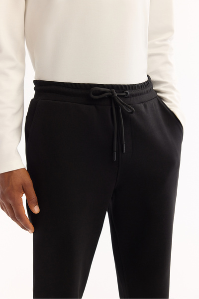 Avva Erkek Siyah Beli Lastikli Bağcıklı Yandan Cepli Nervürlü İnterlok Jogger A52Y3403