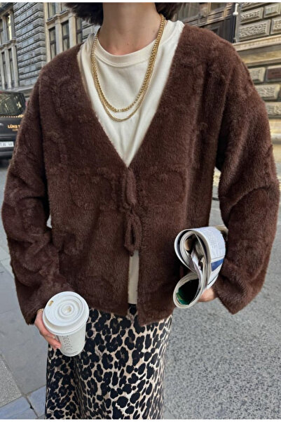 Vaveyla Καφέ γυναικεία πλεκτή ζακέτα με λαιμόκοψη σε σχήμα V