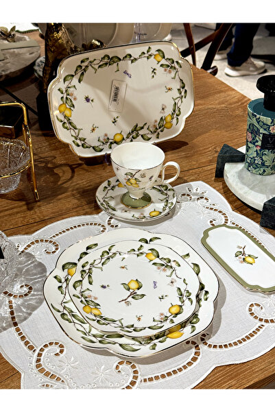 Mikasa Moor Sunleaf 4 Parça Set- 2li Pasta Tabağı 19cm ve 2li Servis Tabağı 25cm