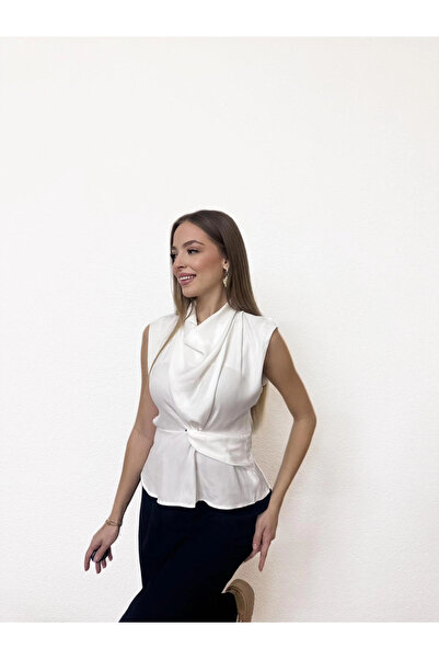 PROTO SUIT Zero Sleeve Degaje Collar Flounced Blouse