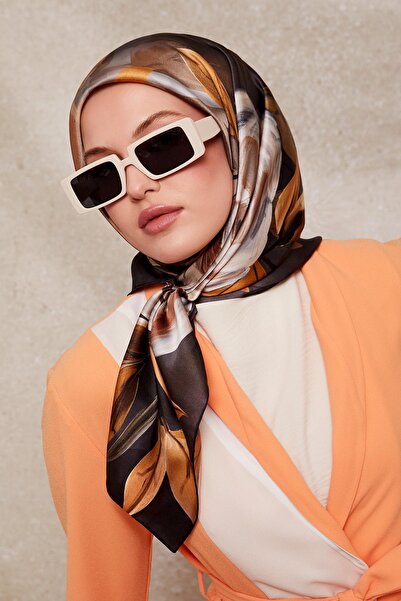 Levidor وشاح حريري منقوش بنقشة الزهور المدخنة