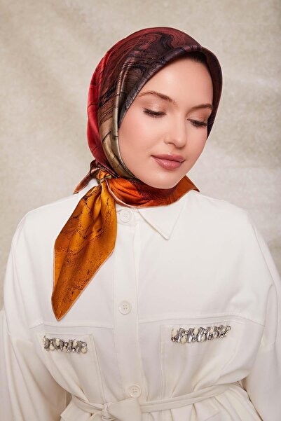 Levidor Red-Gold Intricate Pattern Twill Silk Scarf