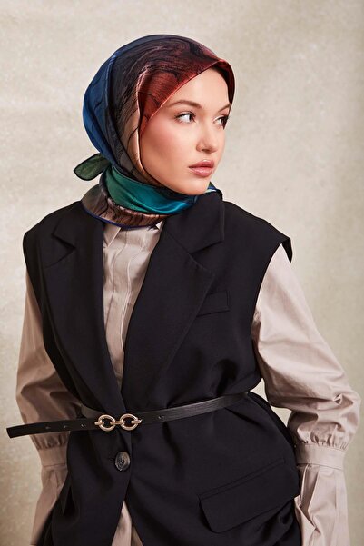 Levidor وشاح حريري بنمط معقد باللون الأخضر