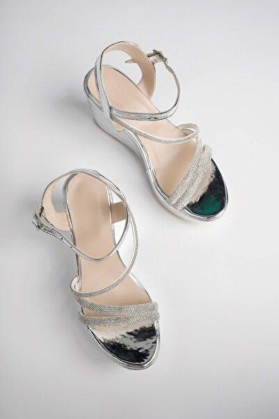 bulutmod BA04266 Rochie de seară cu strasuri pentru femei Rochie de mireasă Casual Pantofi cu toc de 9 cm din piele lacuită argintie