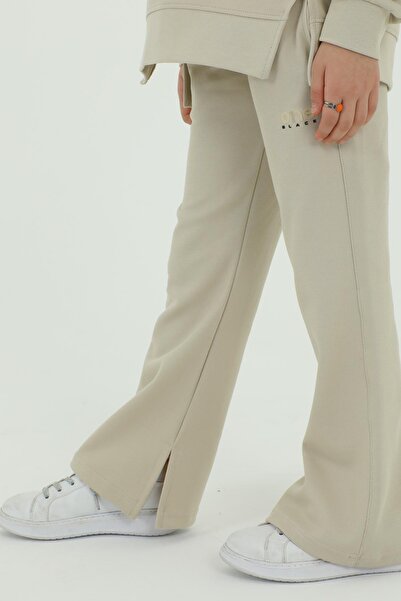 Black One Βαμβακερό σετ φόρμας κοριτσίστικης φόρμας 2 τεμαχίων με τοπ και κάτω μέρος με σκίσιμο στο λαιμό και λεπτομέρεια εκτύπωσης ισπανικού ποδιού