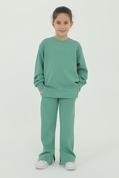 Black One Βαμβακερό σετ φόρμας κοριτσίστικης φόρμας 2 τεμαχίων με τοπ και κάτω μέρος με σκίσιμο στο λαιμό και λεπτομέρεια εκτύπωσης ισπανικού ποδιού