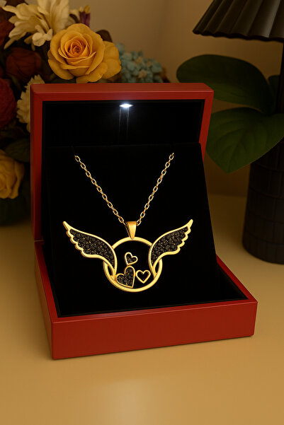 KAR DİAMOND 14 Ayar Altın Zincirli Siyah Taşlı Melek Kanatlı Kalpli Kolye - S...