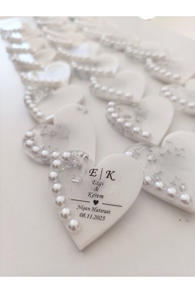 Demet Art Studio Reçineye Hayat Veriyoruz İnci Süslemeli 25'li Kalp Epoksi Hatıra Magnet Söz, Nişan, Düğün, Sünnet, Özel Günler İçin Hediyelik