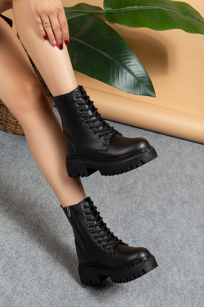 TAREVO Premium İçi Kürklü Kadın Botu - Kaymaz Taban - Su ve Soğuk Havaya Dayanıklı