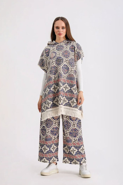 Hatun Atila طقم بونشو منسوج رقيق بطباعة رقمية