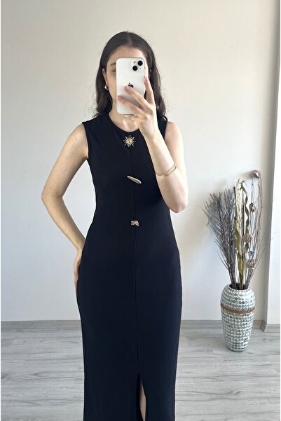 Aspendia فستان طويل بتفاصيل أزرار الشمس للنساء