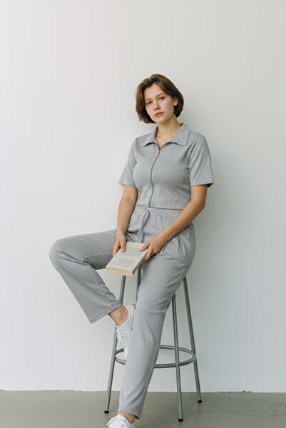 NEWCO Women's Relaxed Fit Zippered Short Sleeve Crop Elastic Tracksuit Set - Set of Two
