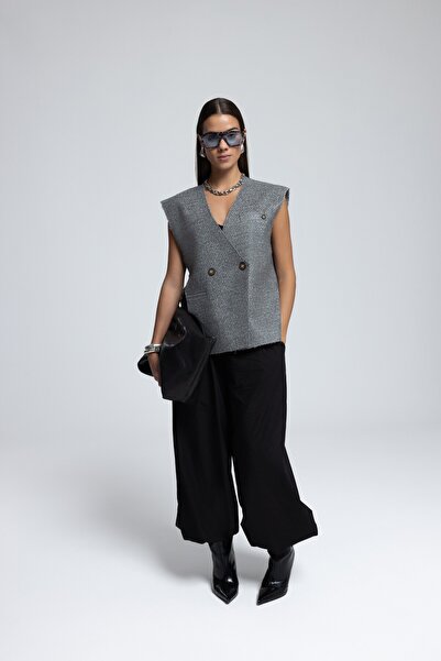 MAI STUDIOS CO. Γιλέκο με λεπτομέρεια με σχίσιμο στο πλάι Faven