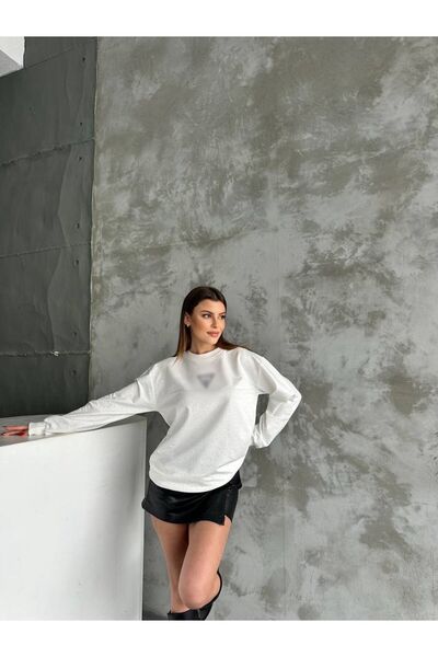 MODA سترة بيضاء طويلة الأكمام بتصميم مثلث مرصع بالأحجار