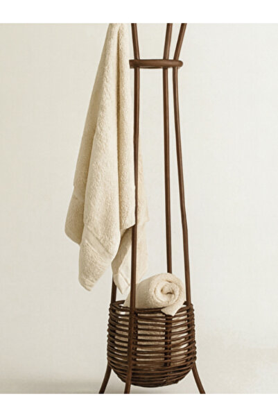 Lo Fi House Chunk Sepetli Rattan Ayaklı Askılık, Vestiyer Elbise Askılığı, Ayaklı Portmanto