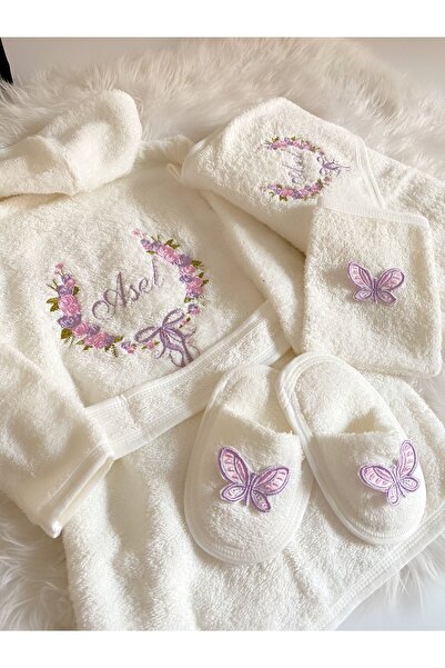 Kokoş Tokalar Bebek Nakışlı Bornoz Seti