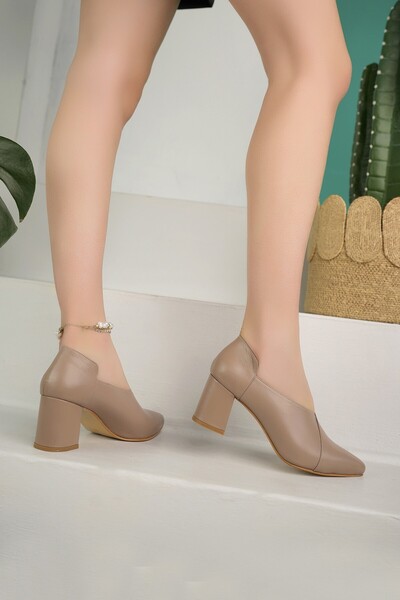 Diego Carlotti حذاء نسائي بكعب يومي من الجلد الطبيعي DD9722