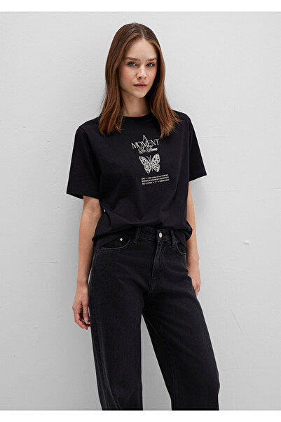 Mavi Μαύρο μπλουζάκι με στάμπα πεταλούδας κανονική εφαρμογή / κανονική κοπή 1613462-900