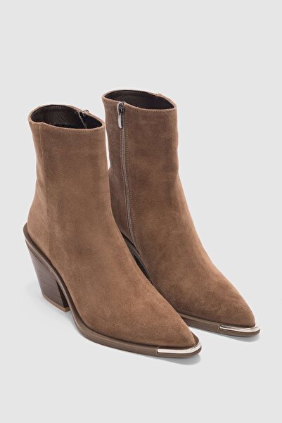 selinshoes Velisse Hakiki Deri Yandan Fermuarlı Sivri Burun Kadın Bot- TABA SÜET