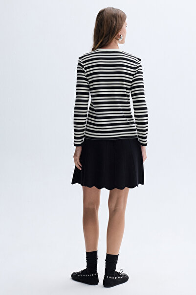 Mudo Mini Skirt with Ribbed Stitching Detail