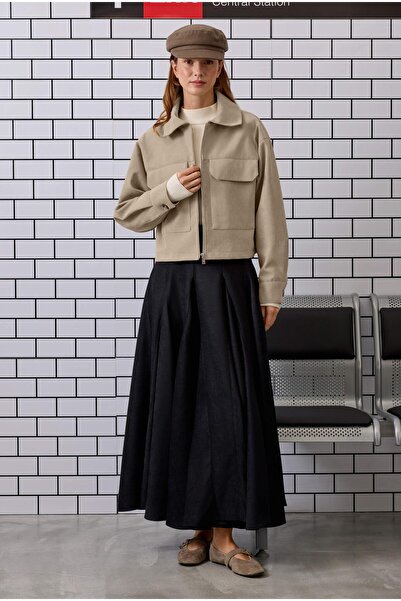 HEQA Коротка замшева куртка бежевого кольору