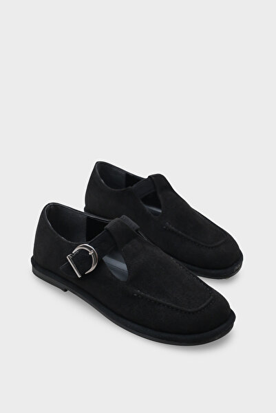 Capone Outfitters Bryna Banded Buckle Loafer