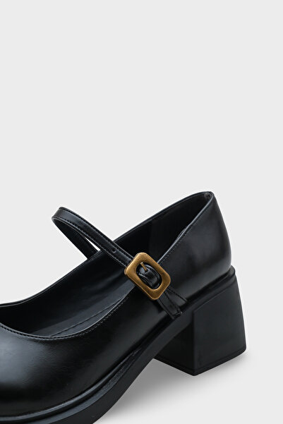 Capone Outfitters Buckle Mary Jane Women's Shoes