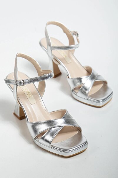 ALTIN TOPUK Kadın Gümüş Platform Topuklu Ayakkabı