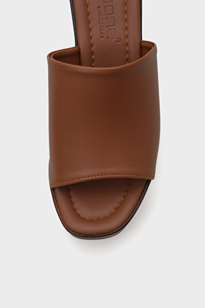 Capone Outfitters Γυναικείες παντόφλες Maris Platform Single Strap