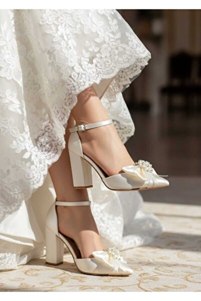 ŞAH فستان زفاف وسهرة للعروس بكعب سميك وفيونكة مزين باللؤلؤ