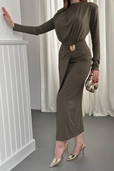 Elbee Fashion Woman Φόρεμα με λεπτομέρεια κλειστής εφαρμογής στο μπροστινό μέρος