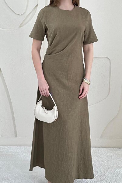 Elbee Fashion Woman Плісирована сукня з вирізом горловини